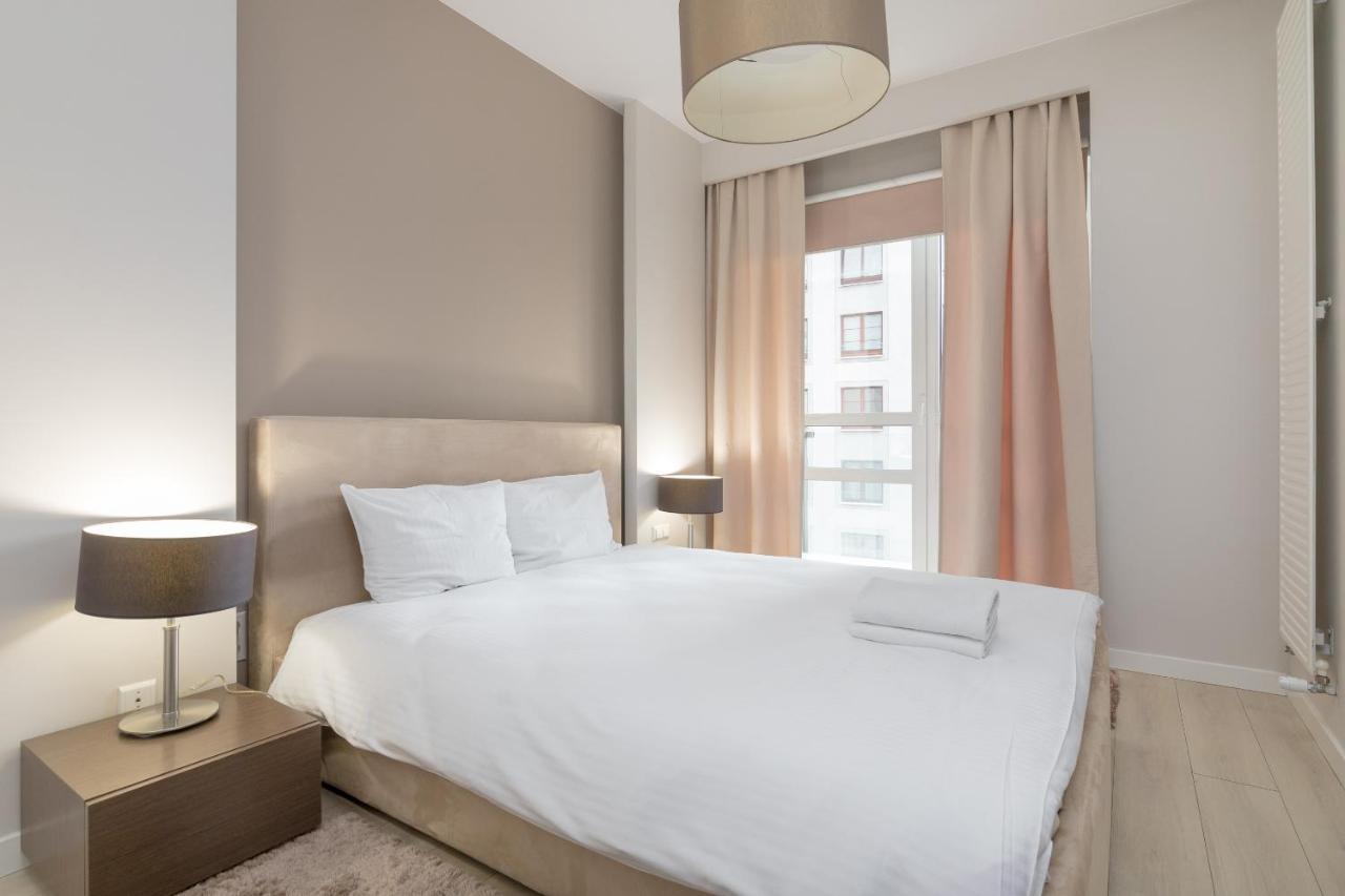 Grzybowska Platinum Apartment Tower A Varşovia Exterior foto