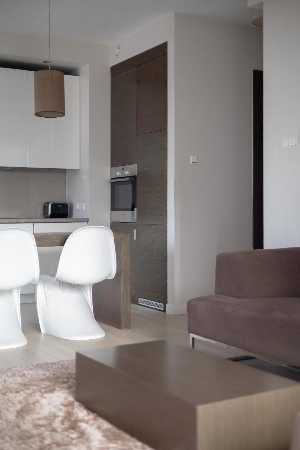 Grzybowska Platinum Apartment Tower A Varşovia Exterior foto
